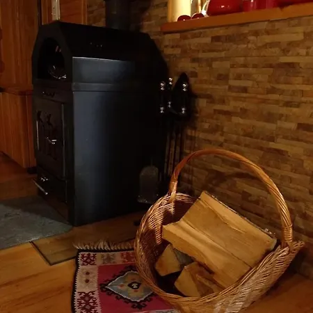 Planinska Kuca Mak 木屋