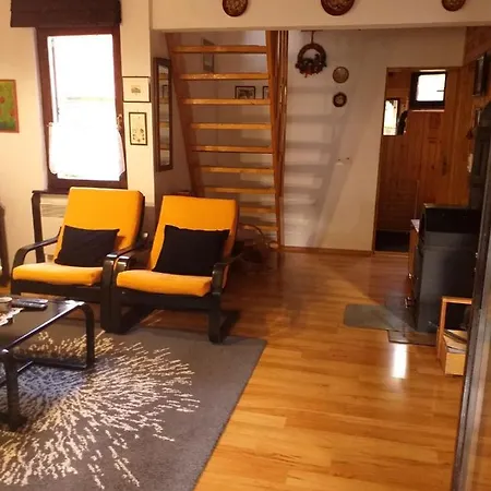 Planinska Kuca Mak * ヤホリナ